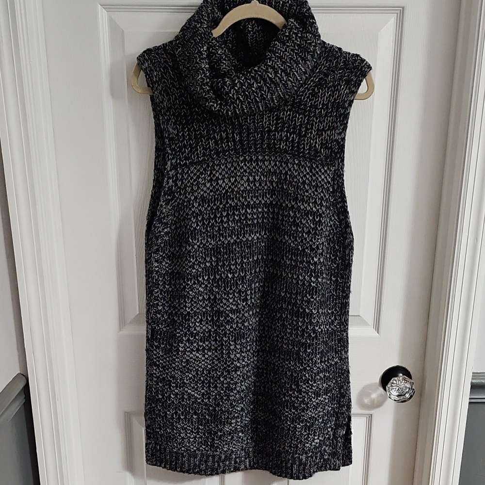 Banana Republic Black and Gray Knit Sweater Dress